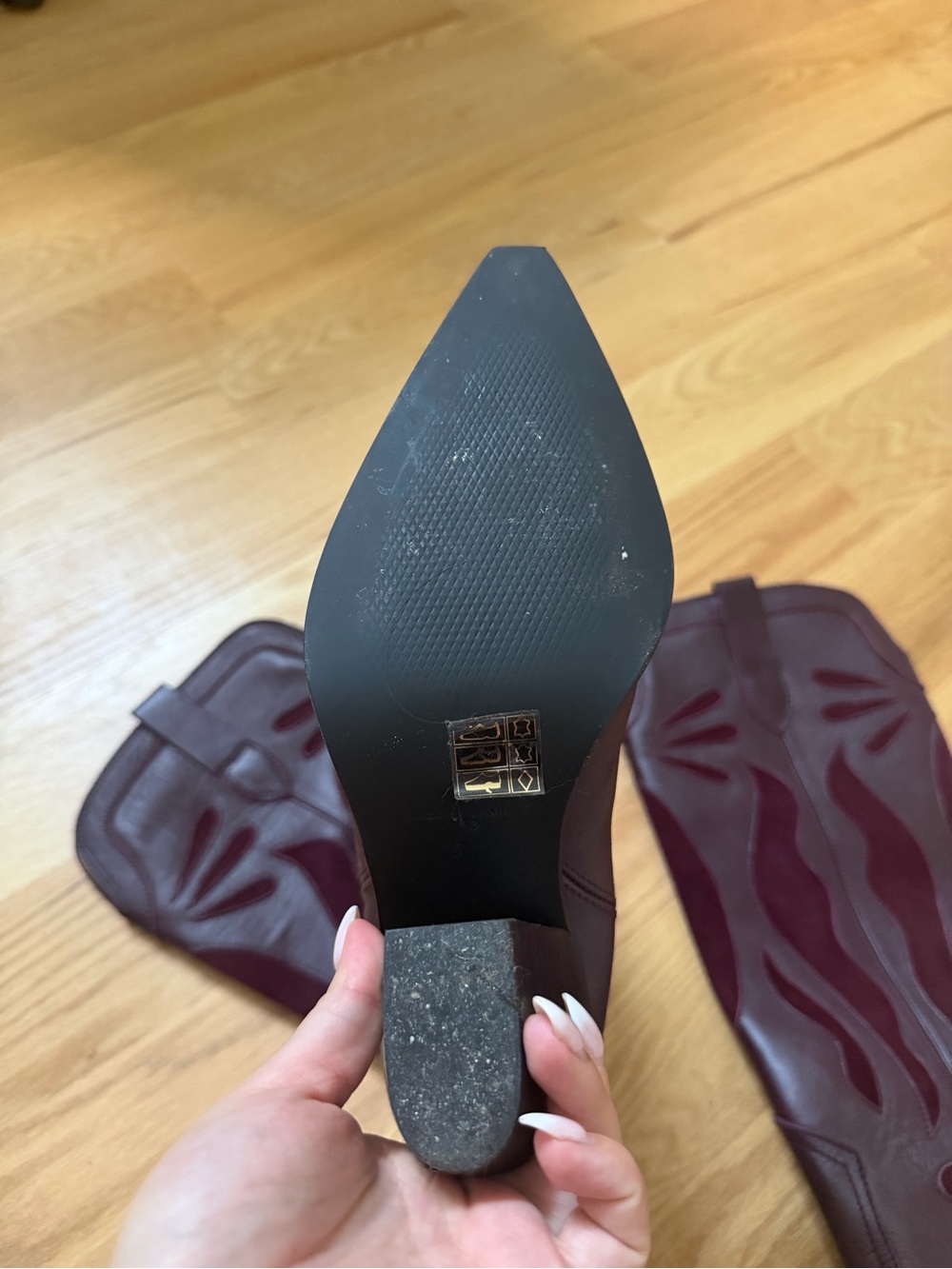 Steve Madden Burgundy Western Block Heel Leather Boots - Picture 3 of 3